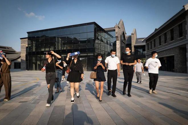 国际美食街招商_正在招商美食城_正在招商的小吃街